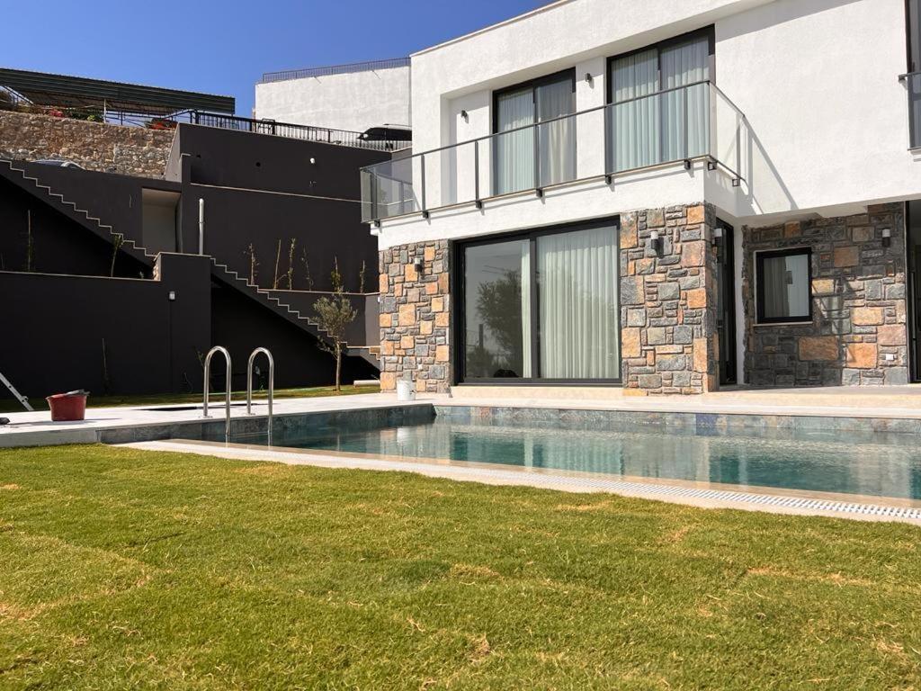 Ibak Apartments Gümüşlük Esterno foto
